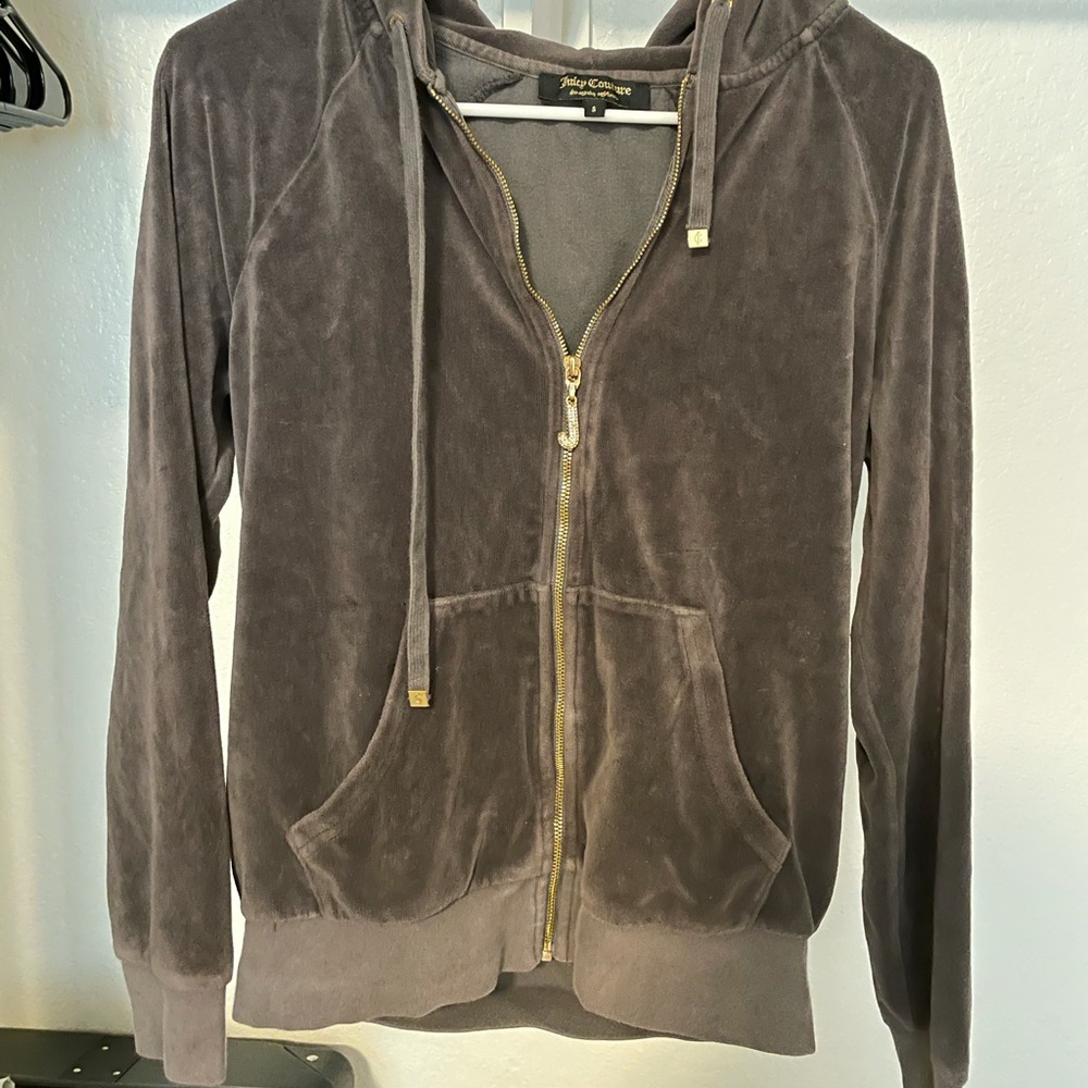 Juicy track suit size SM